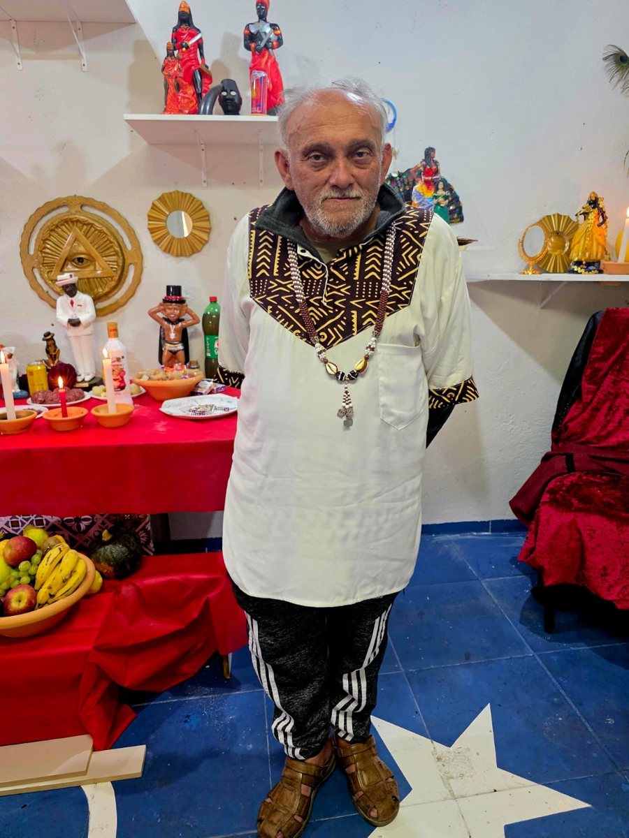 Pai Cláudio de Xangô Baru no terreiro